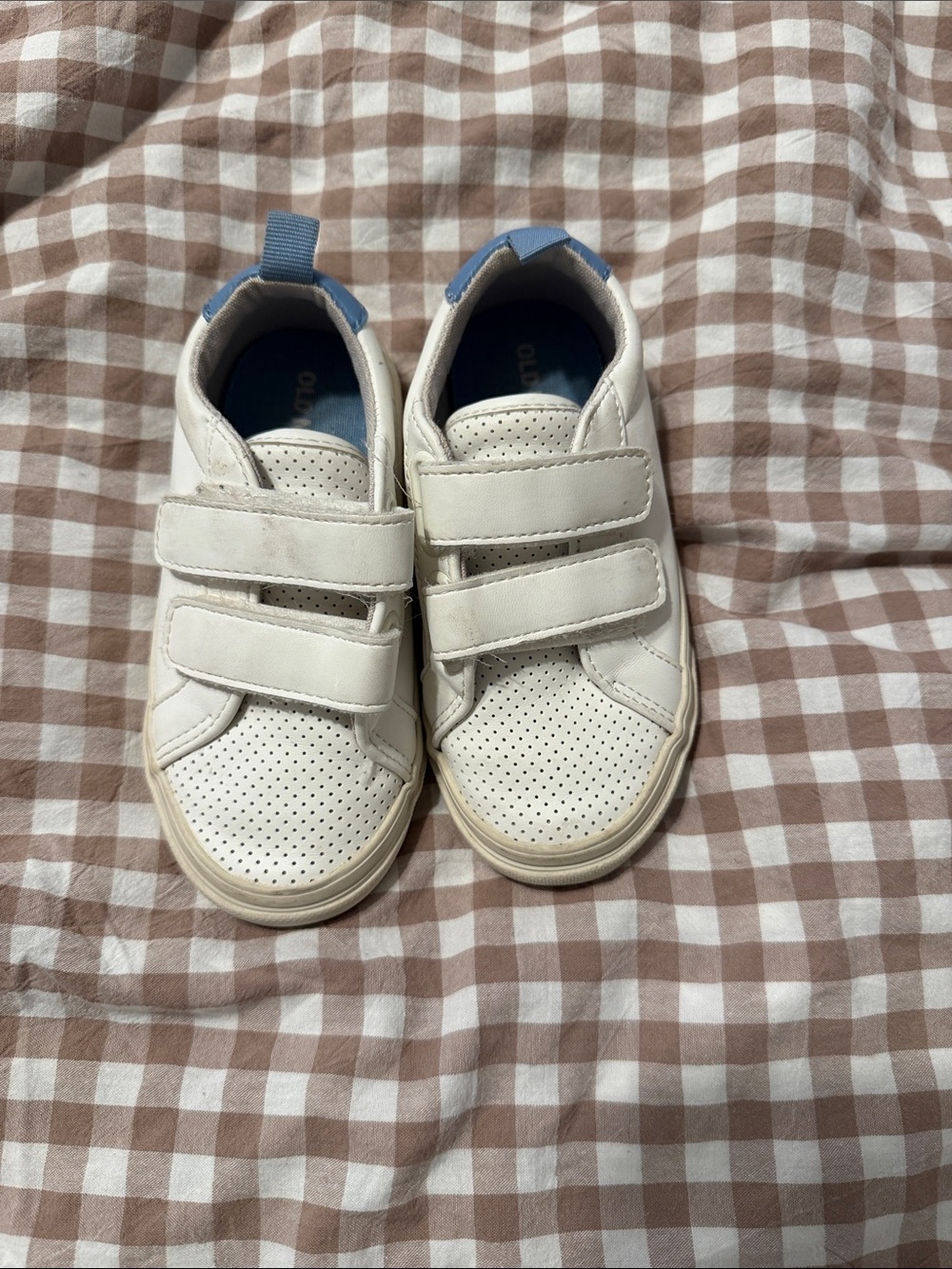 Old Navy White Kids Sneakers with Blue Heel Accent